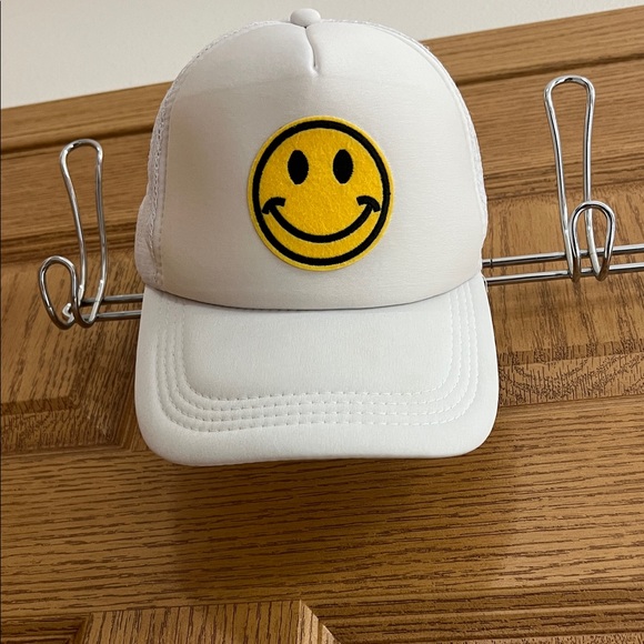 Accessories - White Smiley Face Women's Cap